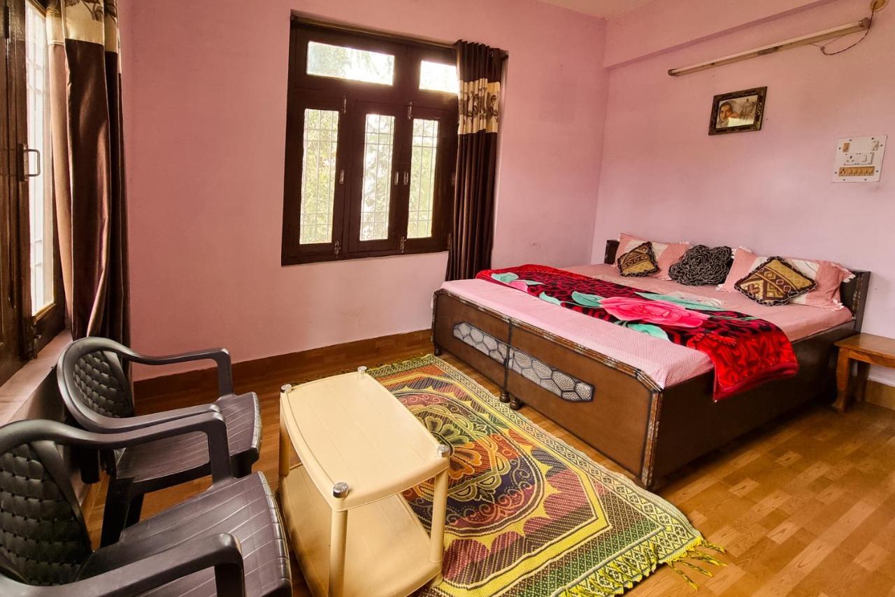 Aditya Homestay Dalhousie Bagian luar foto