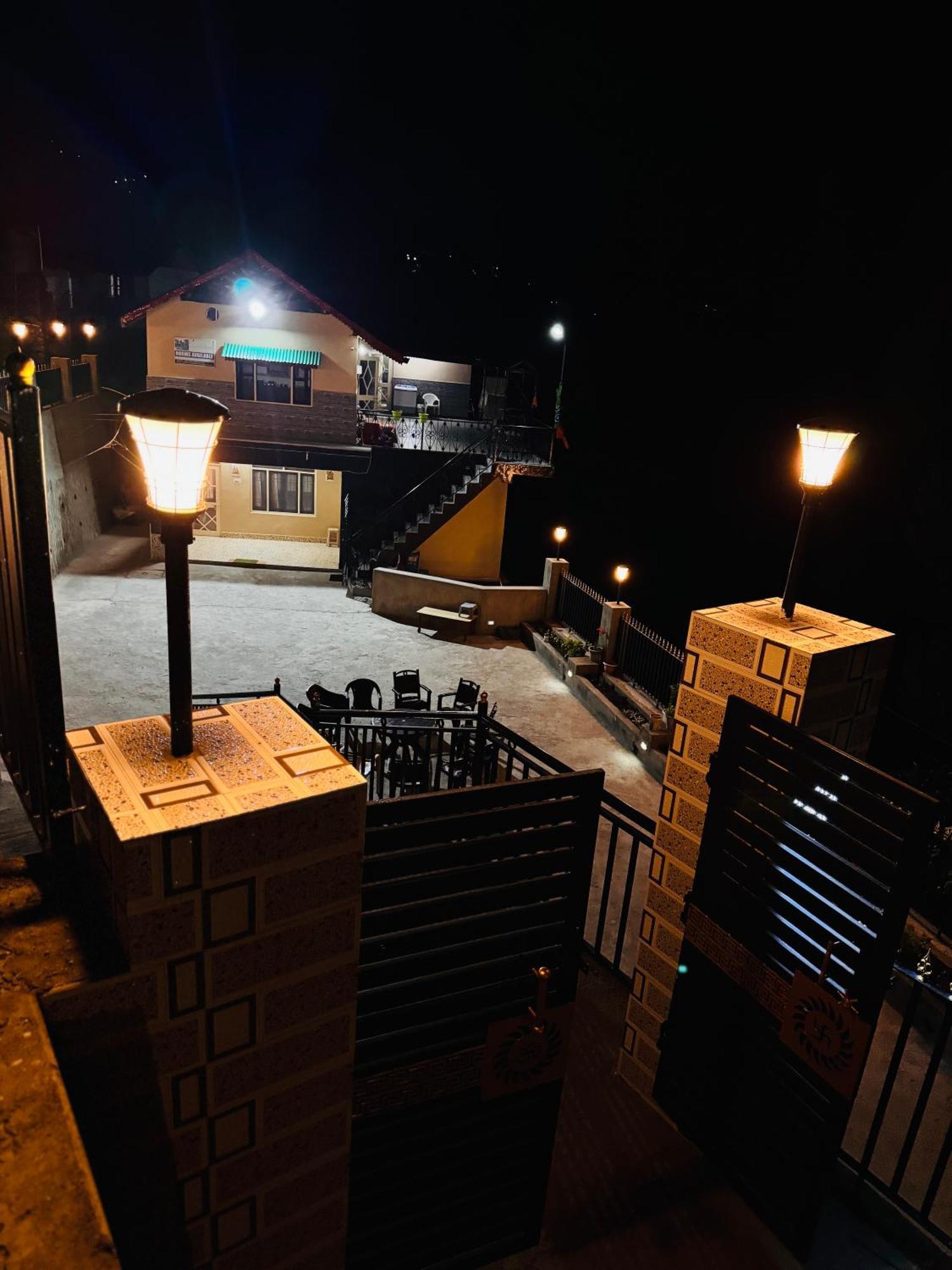 Aditya Homestay Dalhousie Bagian luar foto