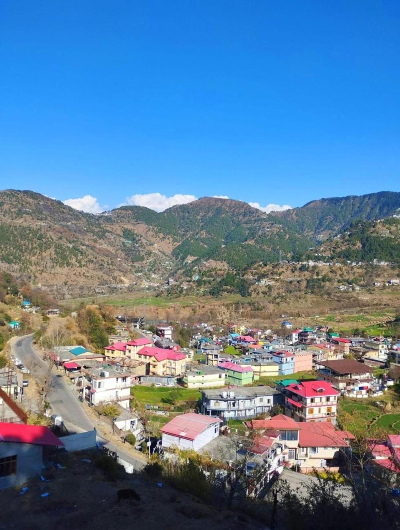 Aditya Homestay Dalhousie Bagian luar foto
