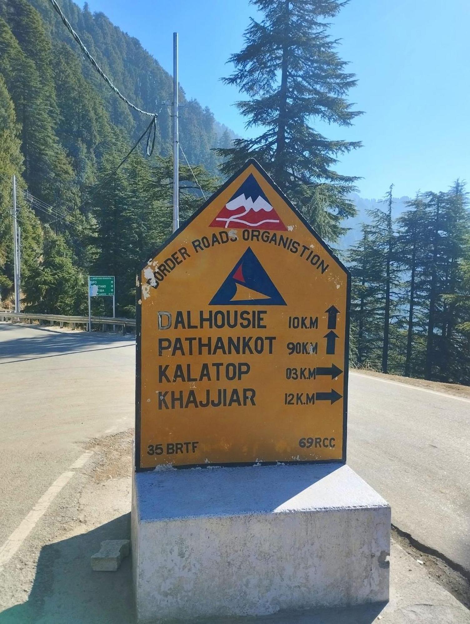 Aditya Homestay Dalhousie Bagian luar foto
