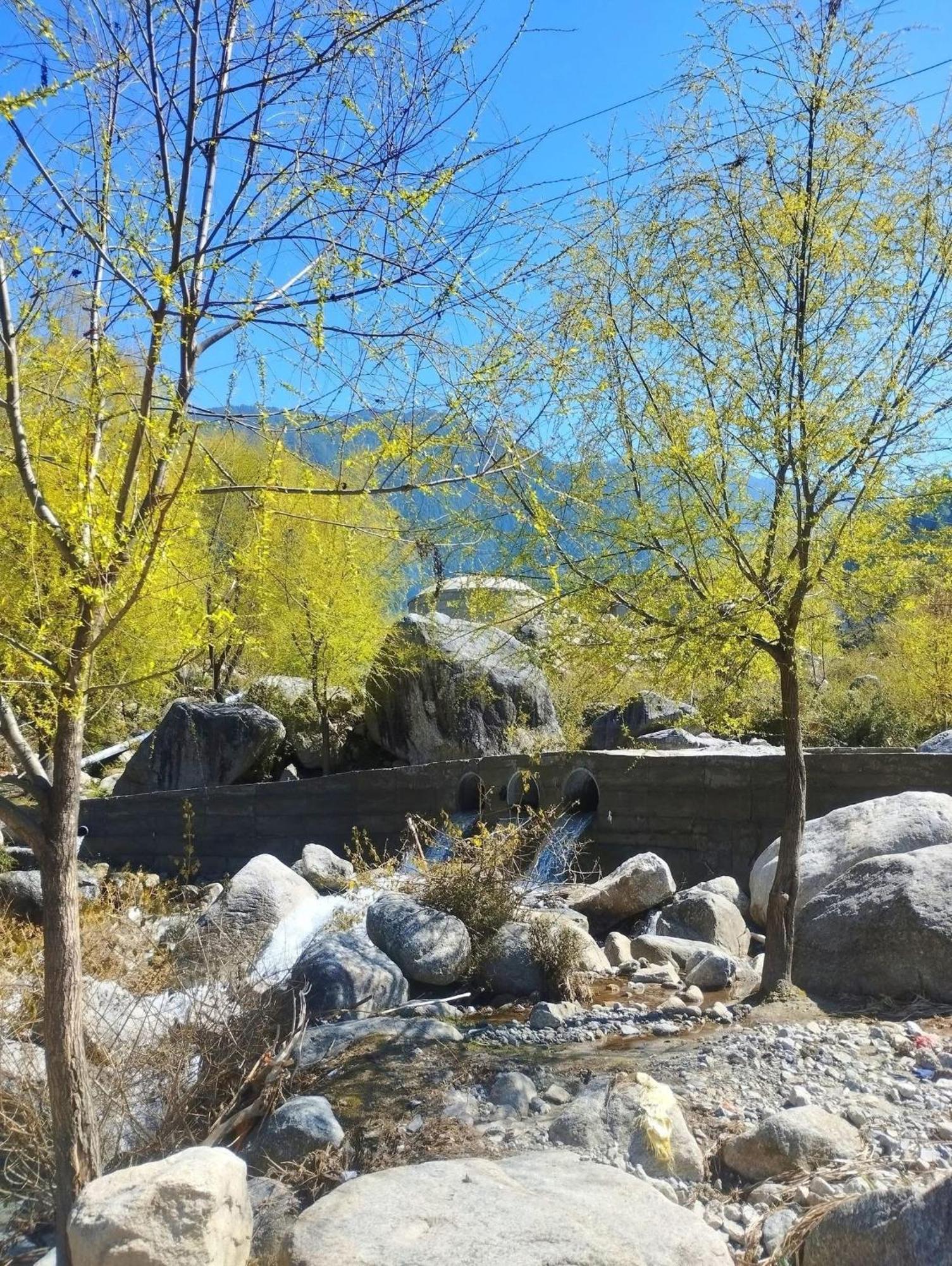 Aditya Homestay Dalhousie Bagian luar foto