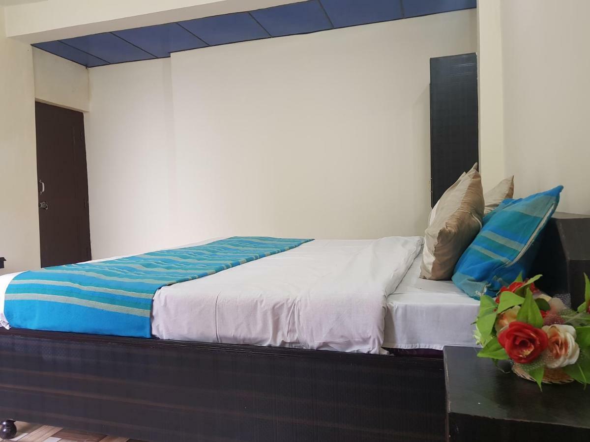 Aditya Homestay Dalhousie Bagian luar foto